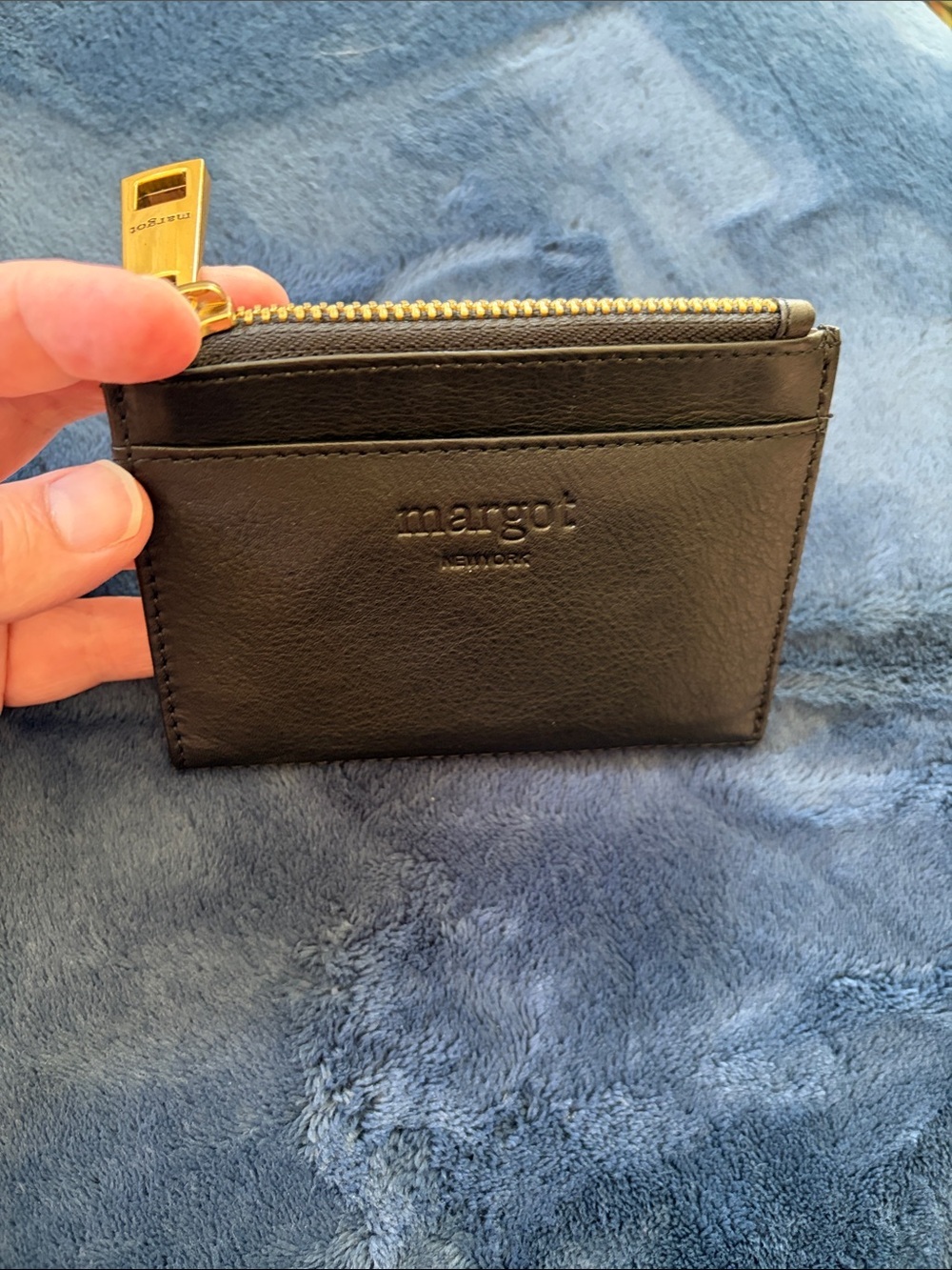 Margot New York Black Leather Zip Card Holder Wallet Coin Pouch EUC